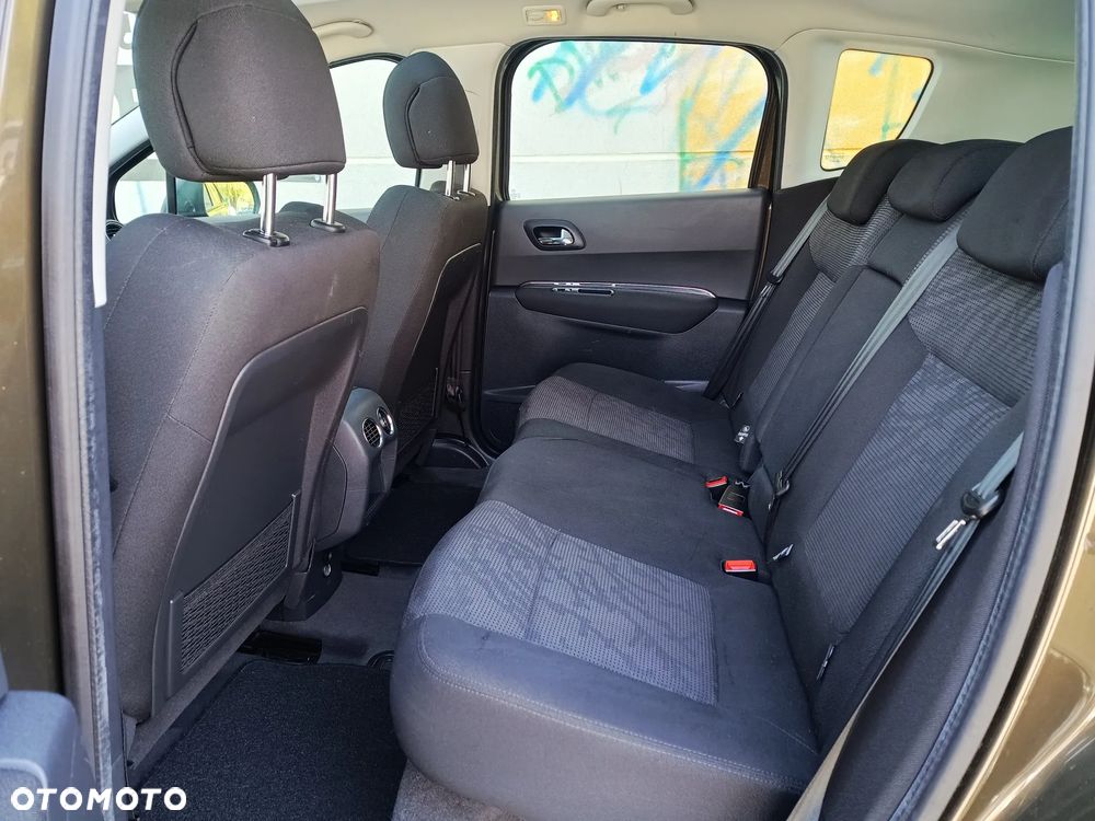 Peugeot 3008 1.6 Access - 16