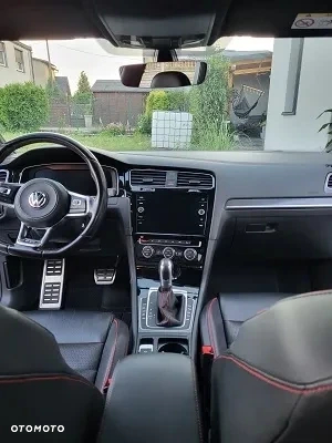 Volkswagen Golf - 17