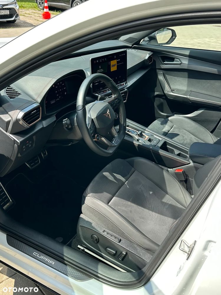 Cupra Formentor 1.5 eTSI mHEV DSG - 10
