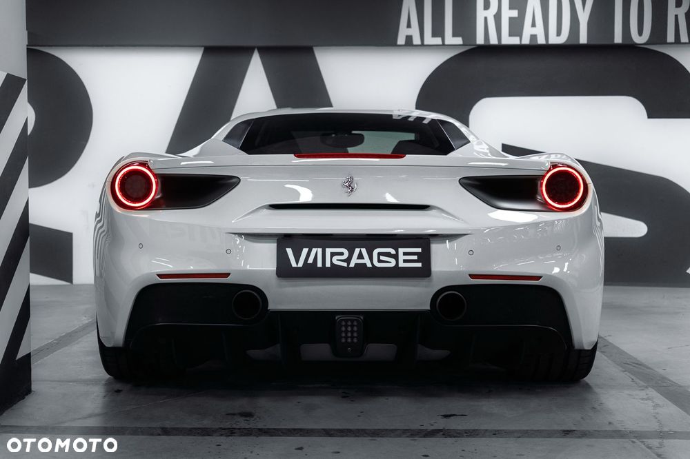 Ferrari 488 - 15