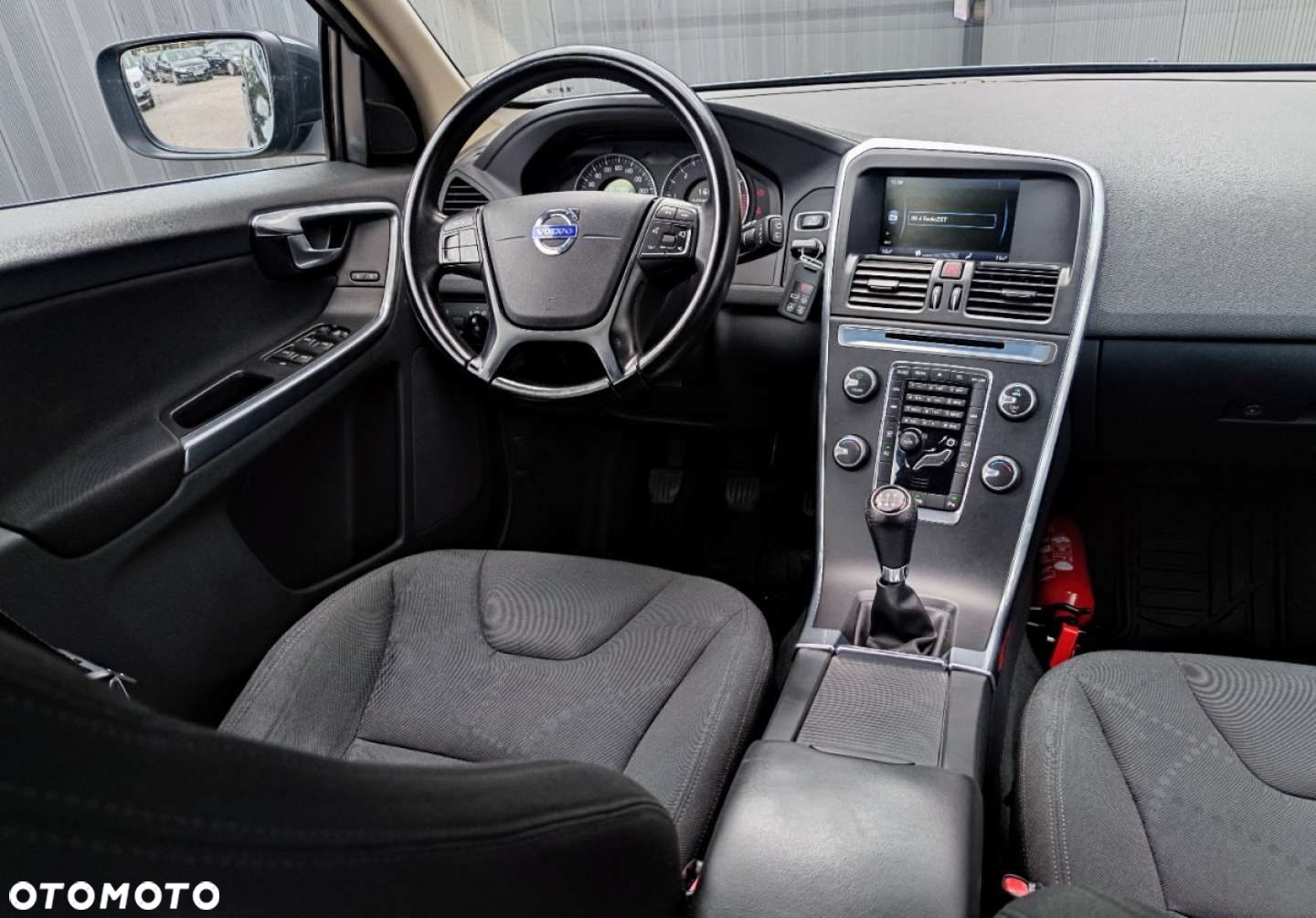 Volvo XC 60 DRIVe Kinetic - 22