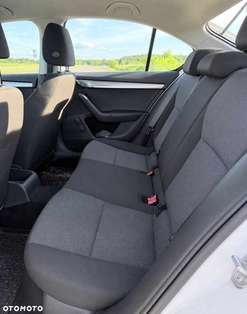 Skoda Octavia 1.4 TSI Active - 14