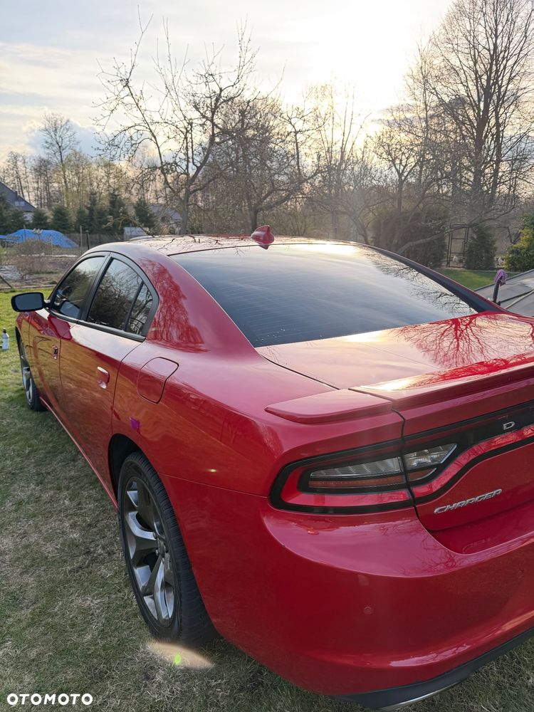Dodge Charger 5.7 V8 RT - 5