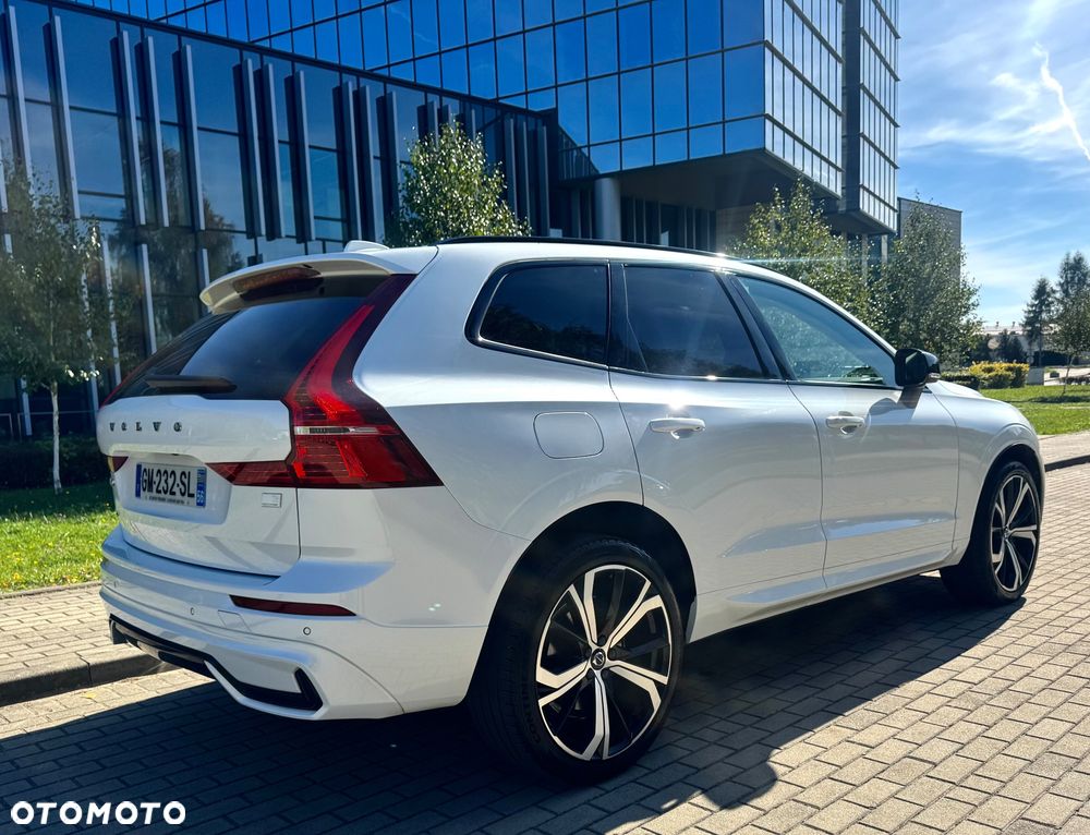 Volvo XC 60 T6 AWD Recharge Geartronic RDesign Expression - 5