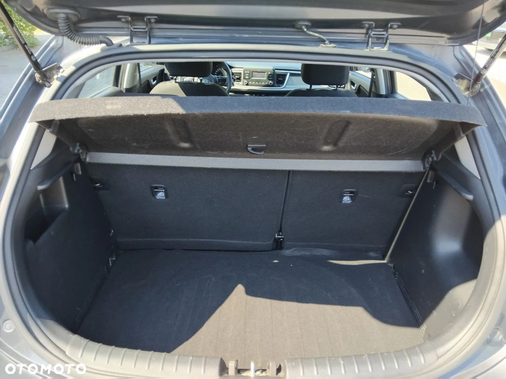 Kia Rio 1.2 M - 24