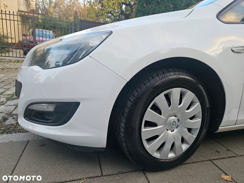 Opel Astra - 12