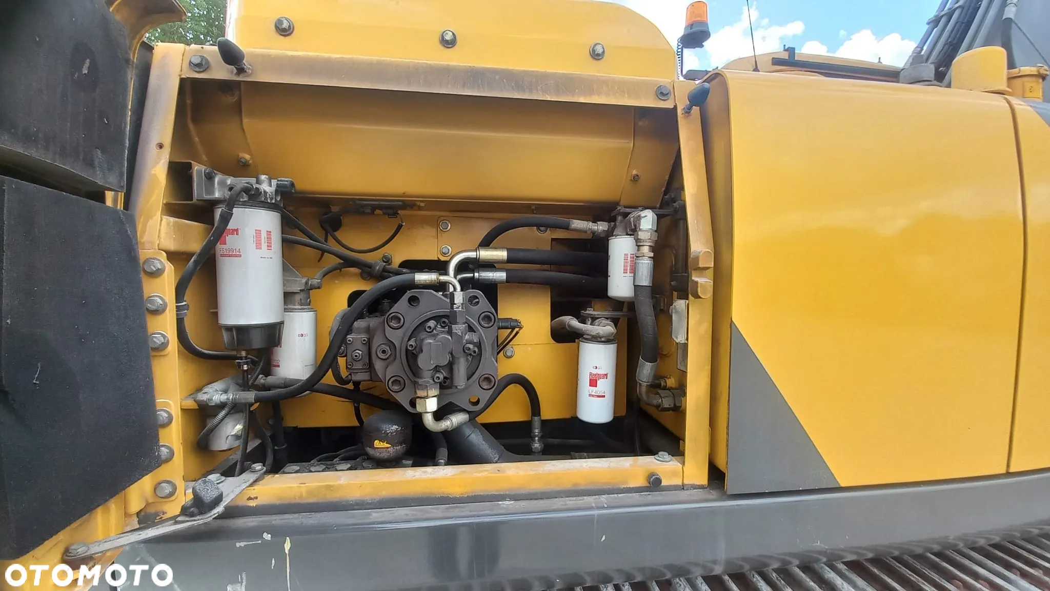 Volvo EC220DL - 7