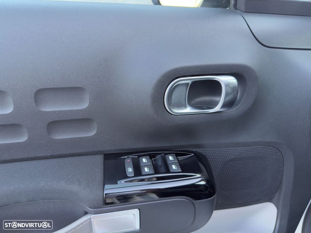 Citroën C3 1.2 PureTech Origins - 11
