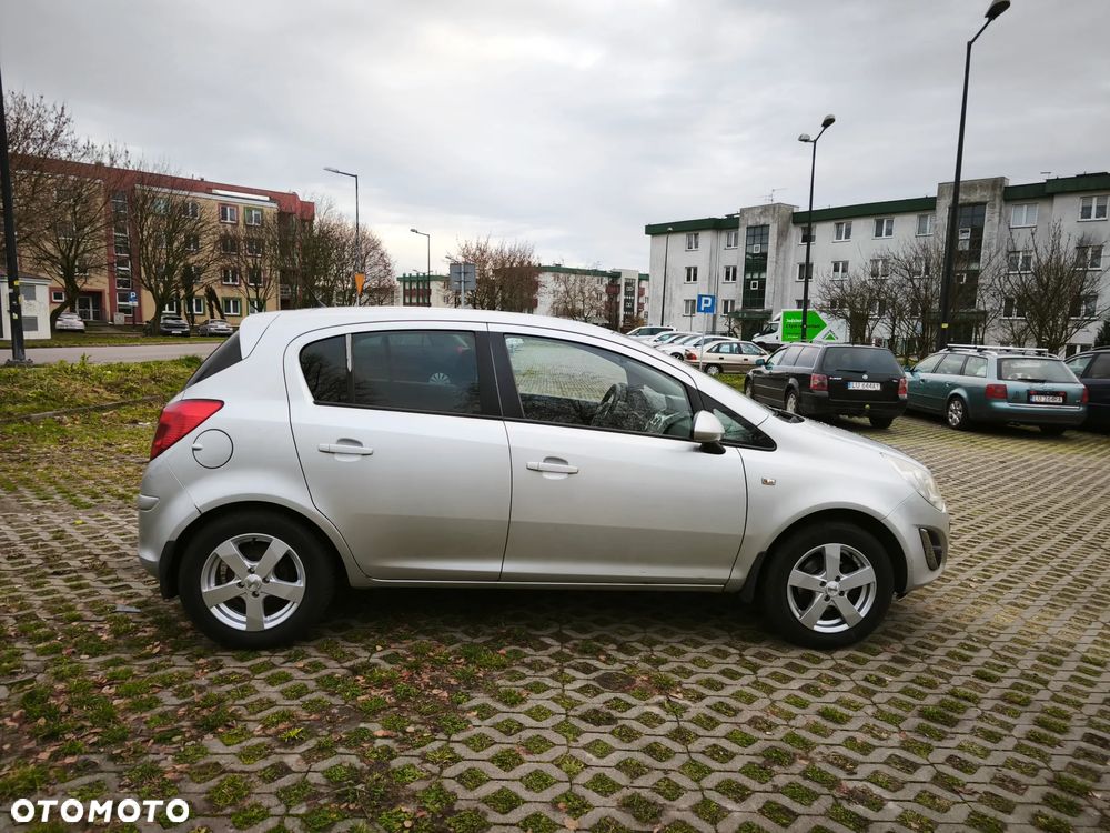 Opel Corsa 1.3 CDTI Enjoy EcoFLEX - 6