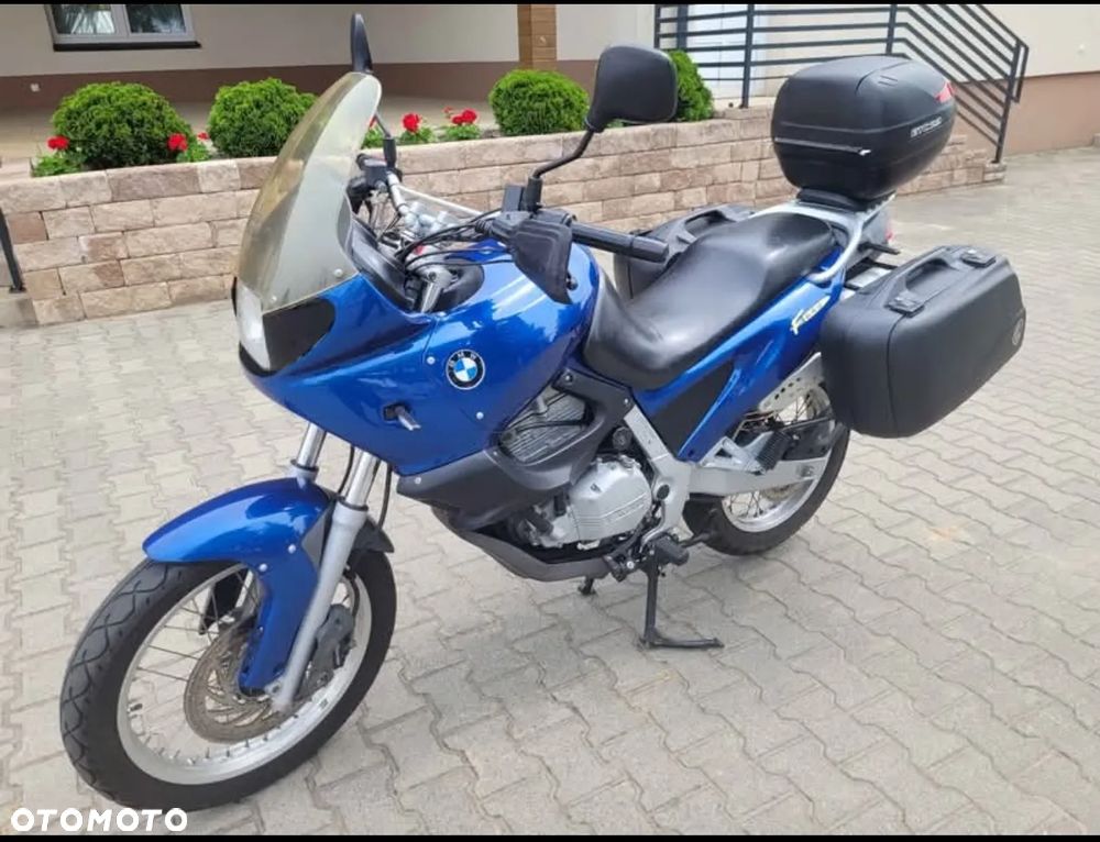 BMW F - 2