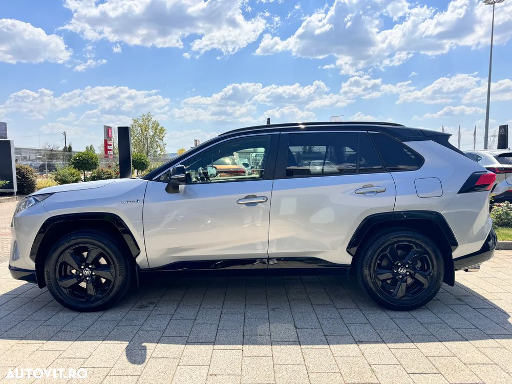 Toyota RAV4 - 4