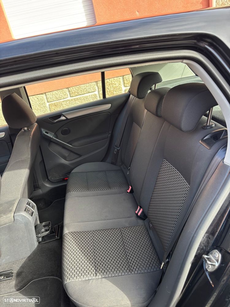 VW Golf 1.6 TDi Edition - 11