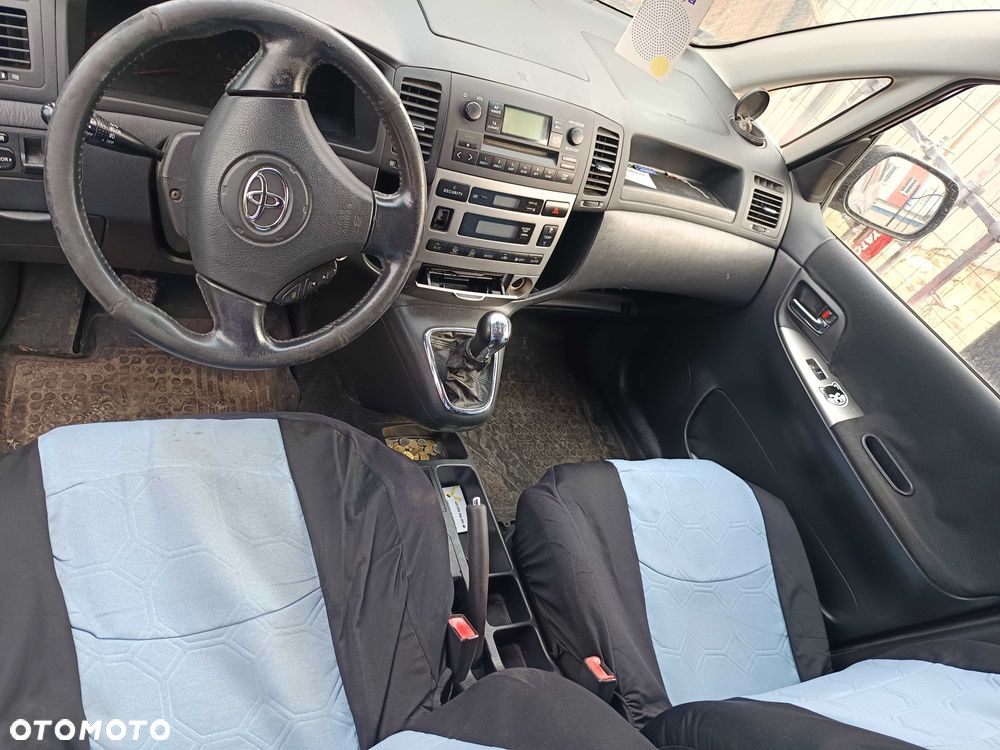 Toyota Corolla 2.0D Cała na Części Zapraszamy - 4