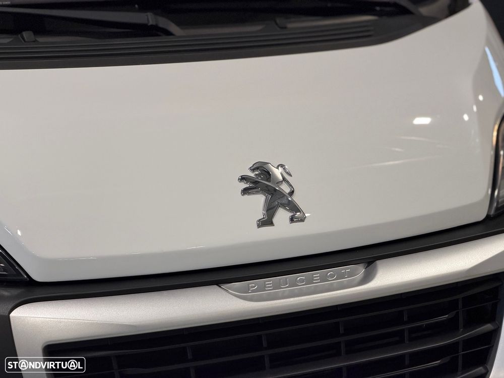 Peugeot Boxer 2.2 BlueHDi 120HP L1H1 3L - 4