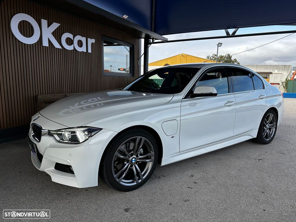 BMW 330 e iPerformance Pack M - 12