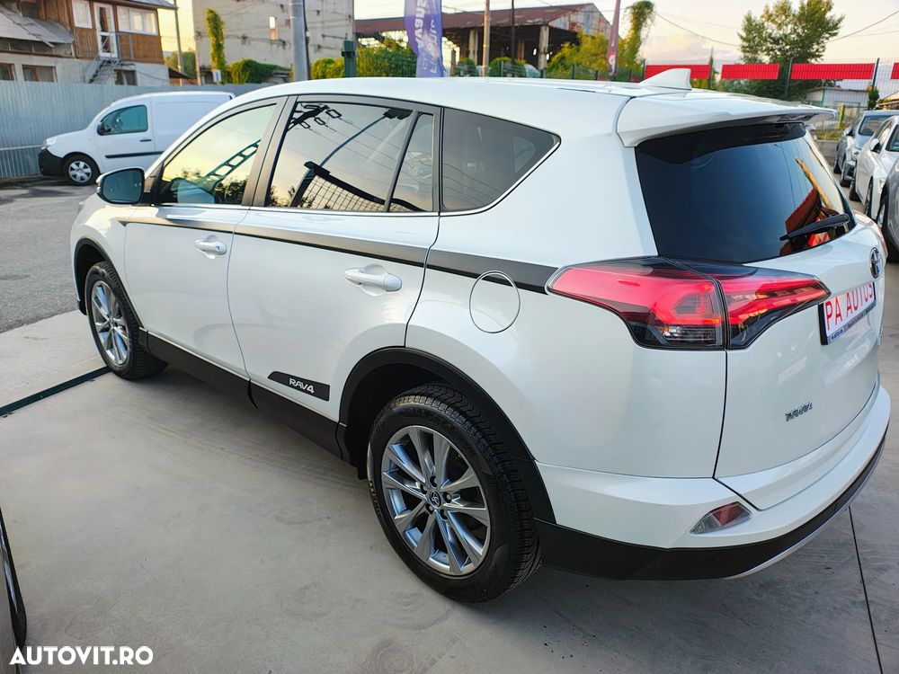 Toyota RAV4 2.0 D-4D 2WD Executive - 3