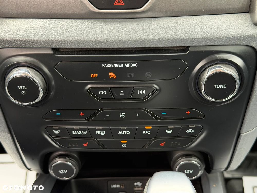Ford Ranger Autm Limited - 10