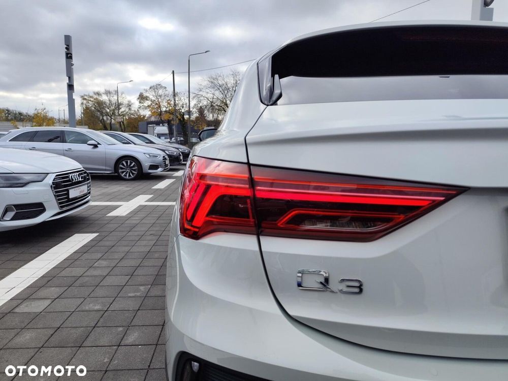 Audi Q3 Sportback - 9
