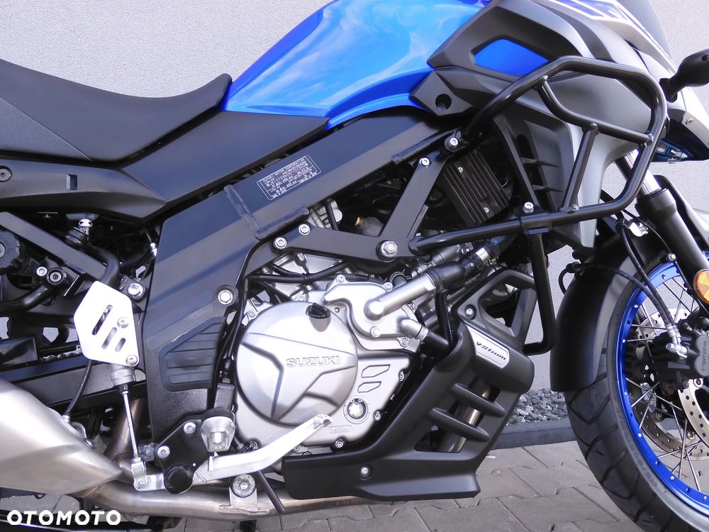 Suzuki V-STROM - 9