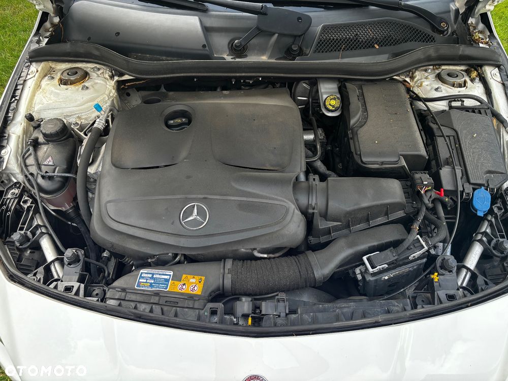 Mercedes-Benz CLA 250 4-Matic - 17