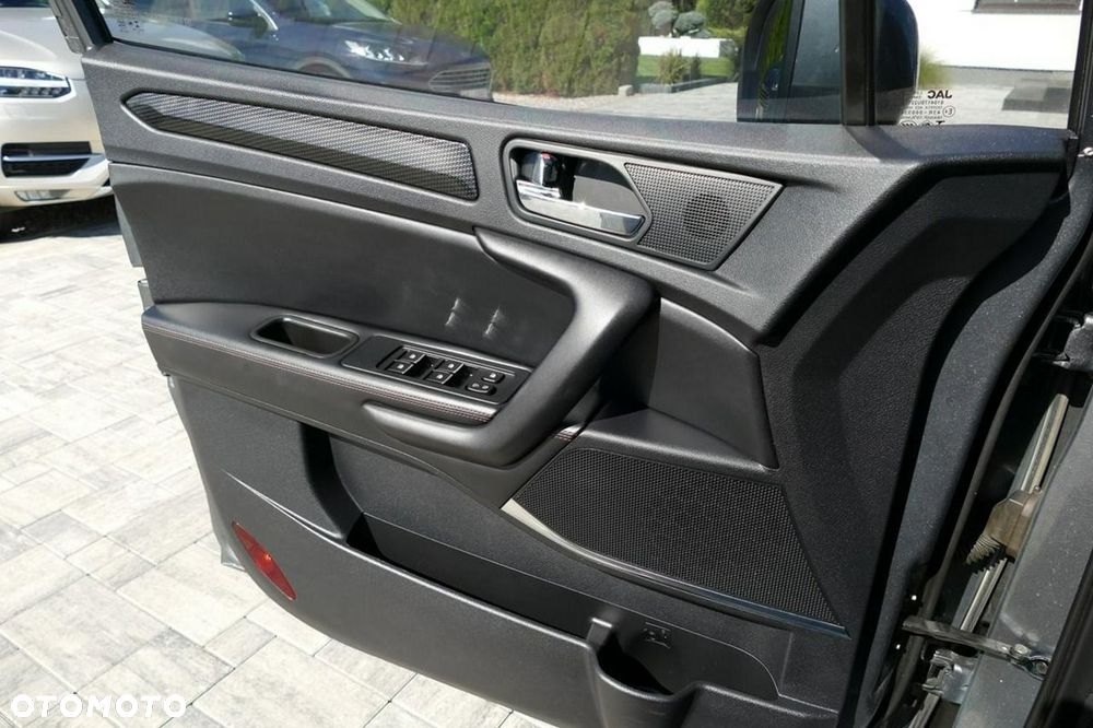 Volkswagen T-Roc - 24