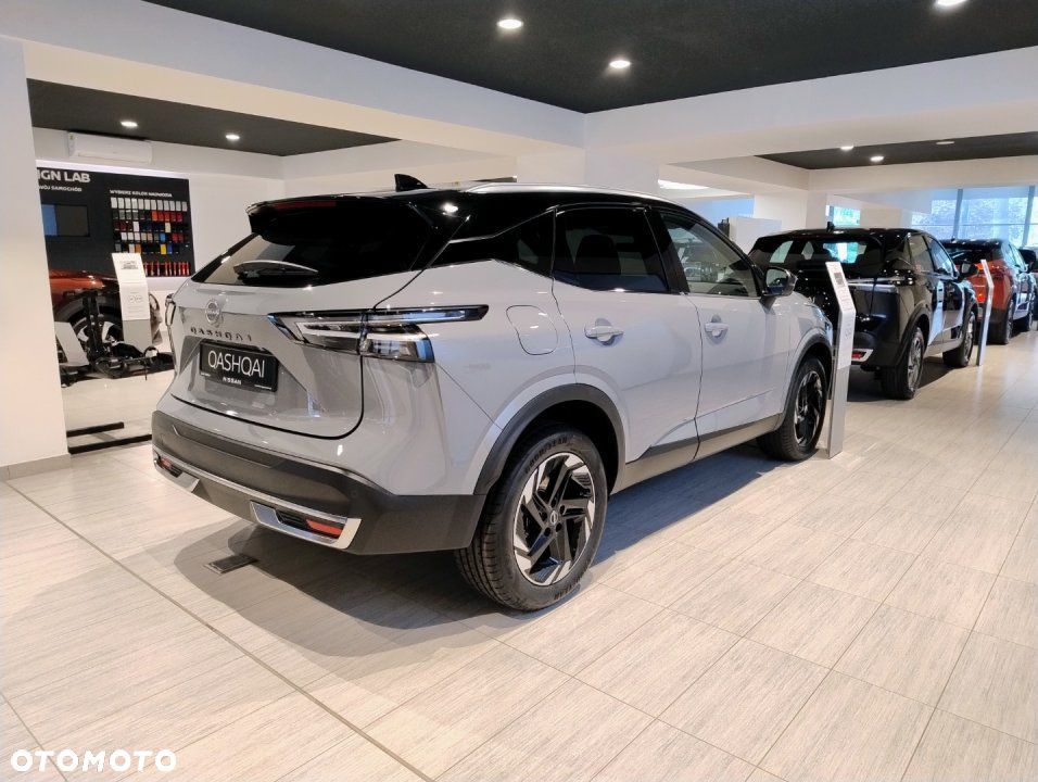 Nissan Qashqai - 4