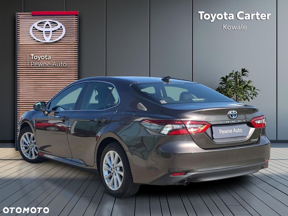 Toyota Camry 2.5 Hybrid Comfort CVT - 4