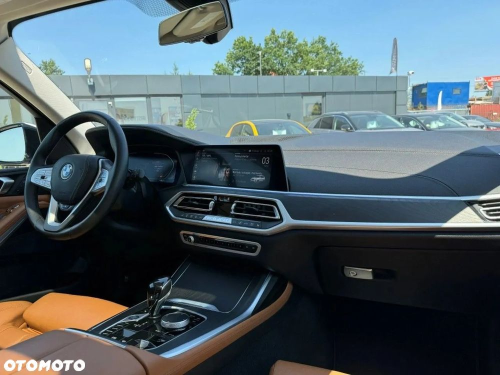 BMW X7 xDrive40i - 12