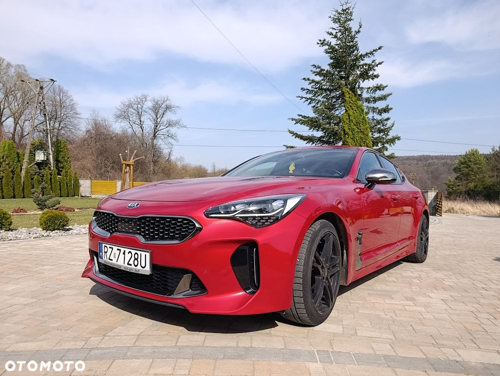 Kia Stinger 2.0 T-GDI GT Line - 1
