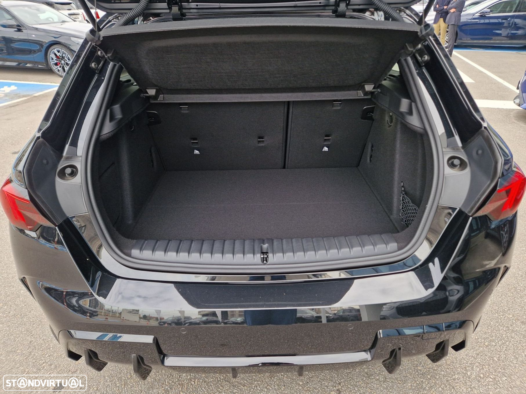 BMW 118 d Pack Desportivo M Pro - 10
