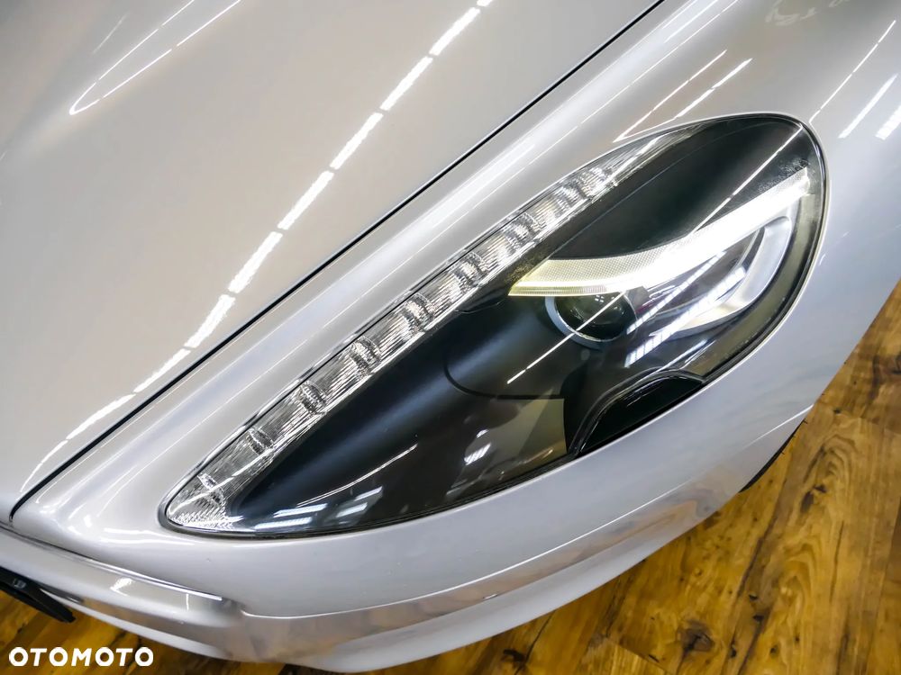 Aston Martin Rapide Luxe Touchtronic II - 30