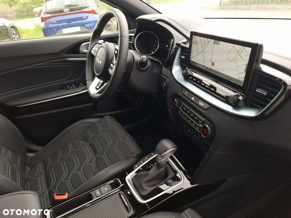 Kia XCeed 1.6 T-GDI Tribute DCT - 27