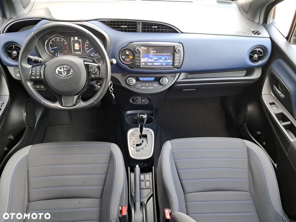 Toyota Yaris - 11