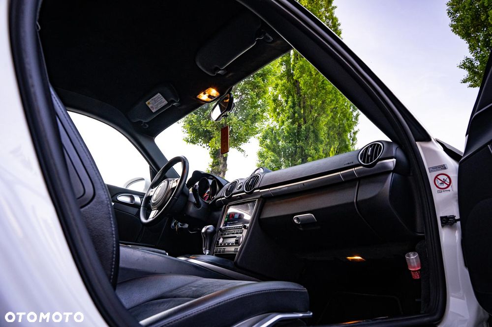 Porsche Cayman - 27
