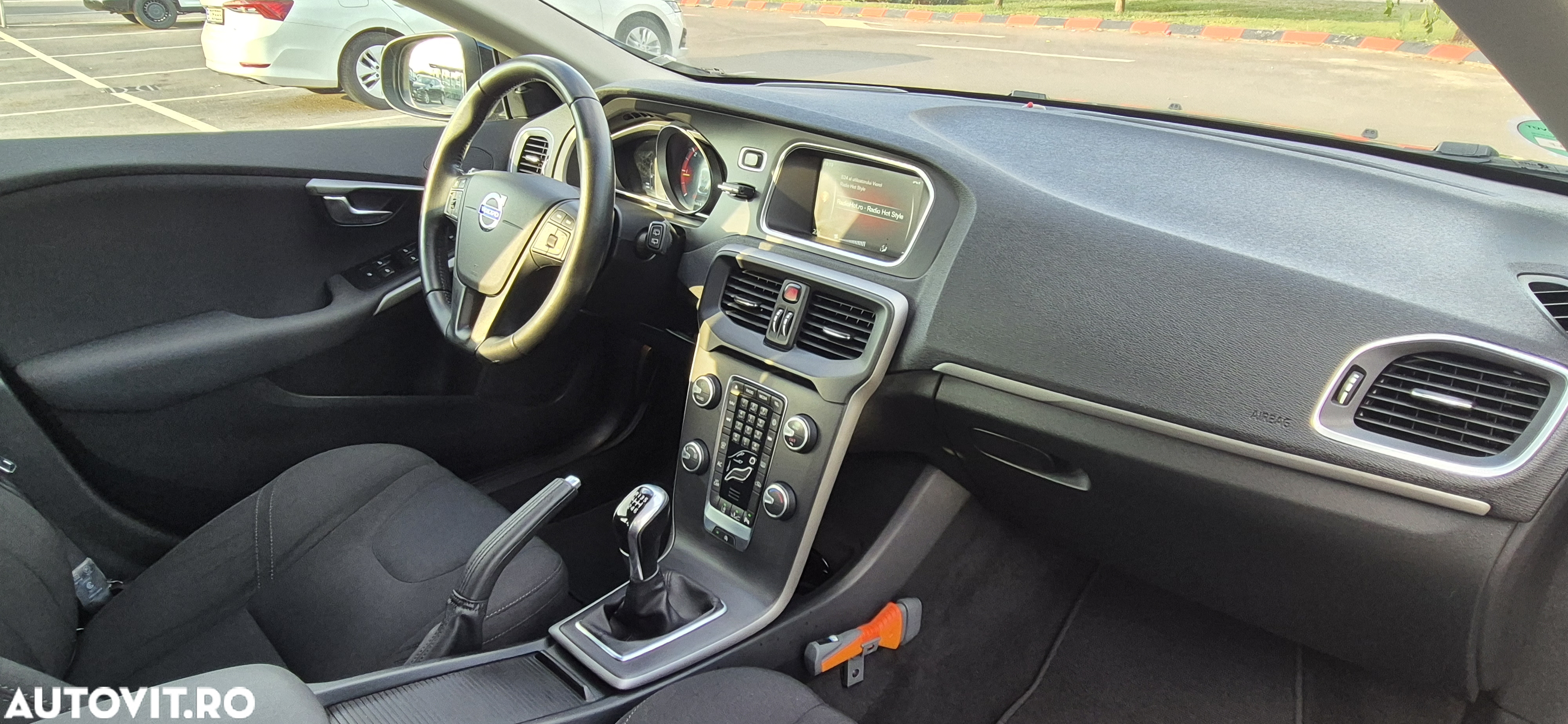 Volvo V40 D2 94g Kinetic - 15