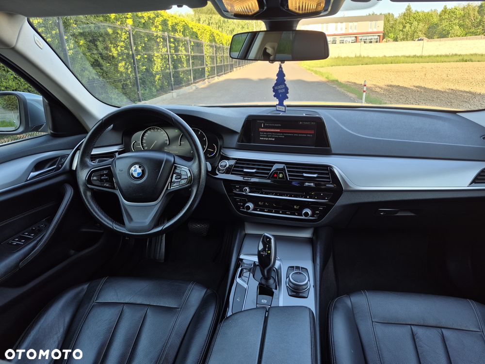 BMW Seria 5 520d Sport - 7