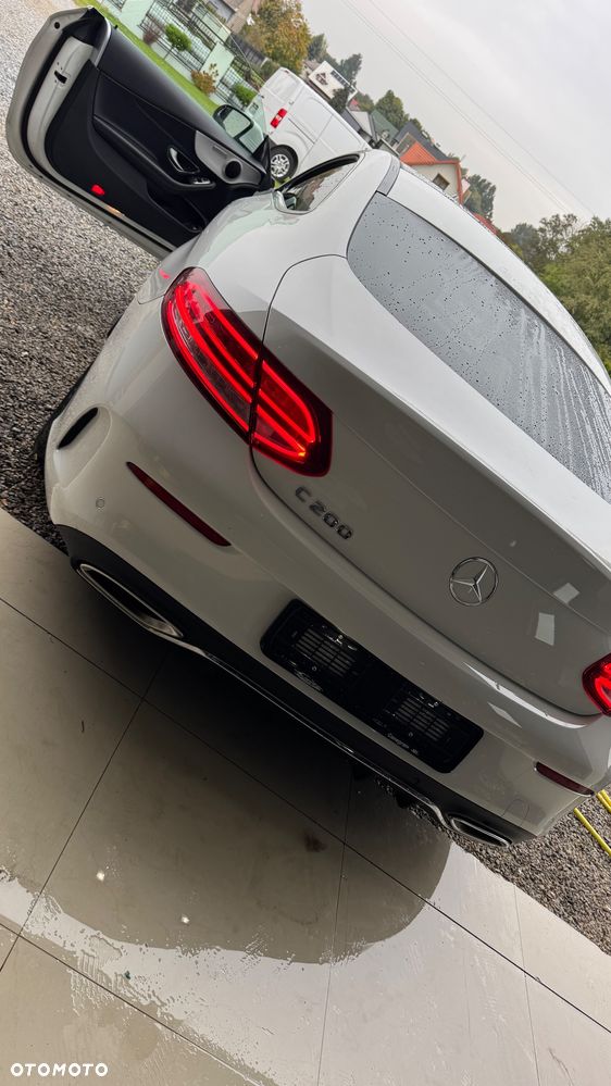 Mercedes-Benz Klasa C 200 Coupe 4Matic 9G-TRONIC AMG Line - 1