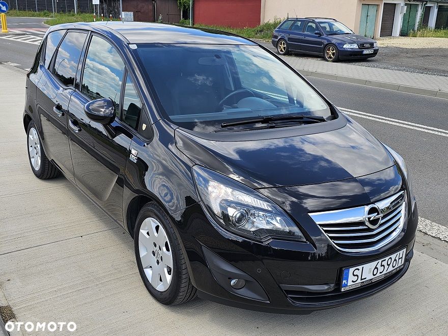 Opel Meriva 1.4 T Cosmo S&S - 8