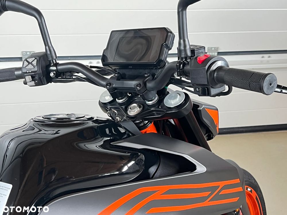 KTM Duke 125 - 32