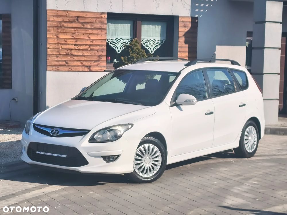 Hyundai i30 1.6 CRDi Classic + - 9