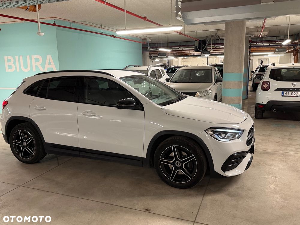Mercedes-Benz GLA 200 AMG Line - 4