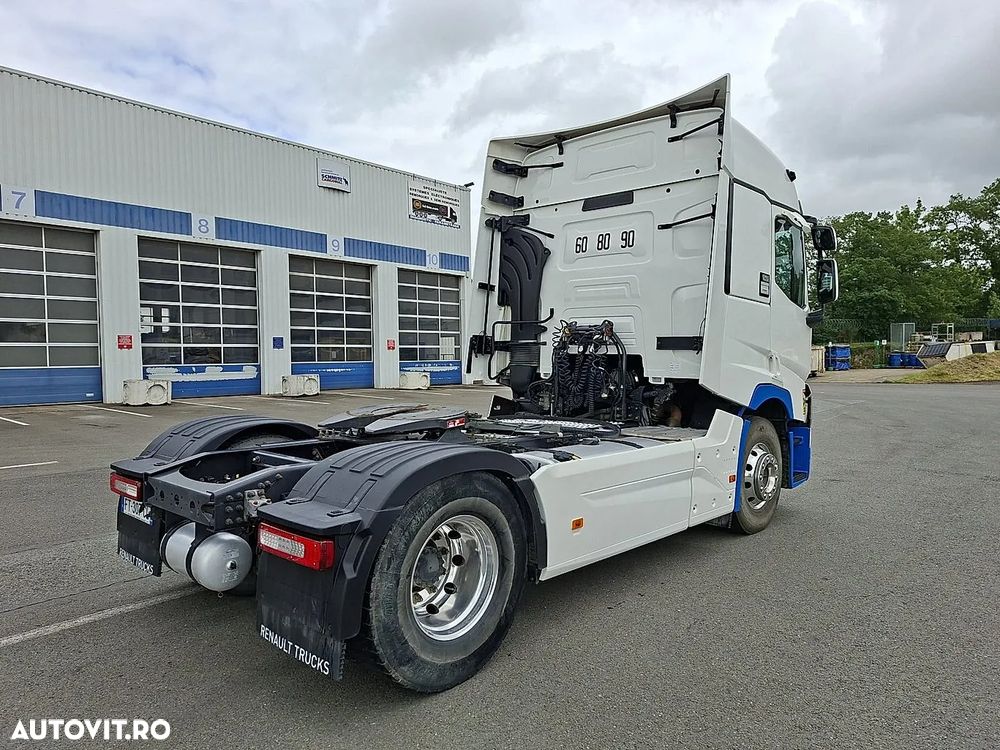 Renault T 480 - 14