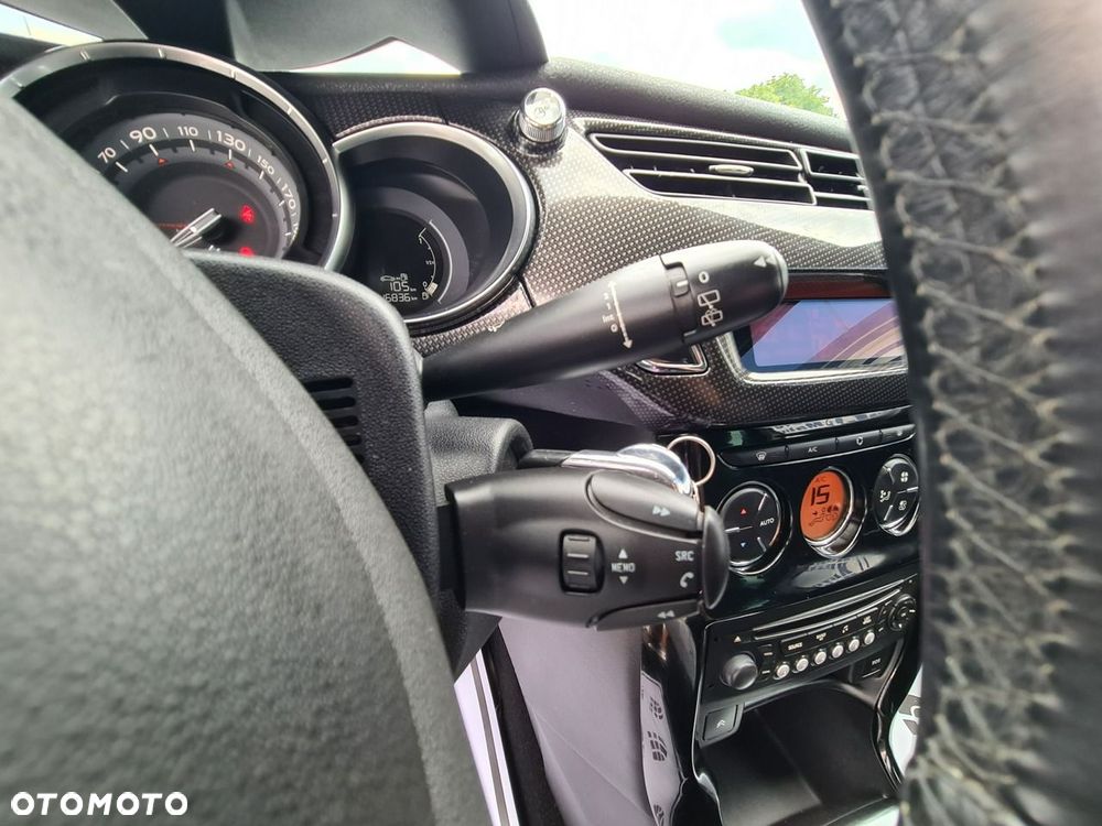 Citroën DS3 1.6 HDi SportChic - 17
