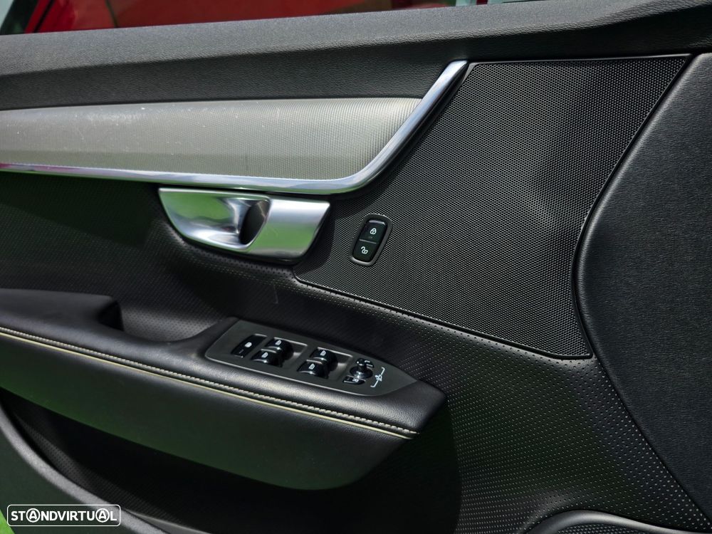 Volvo V90 2.0 D4 R-Design Geartronic - 34