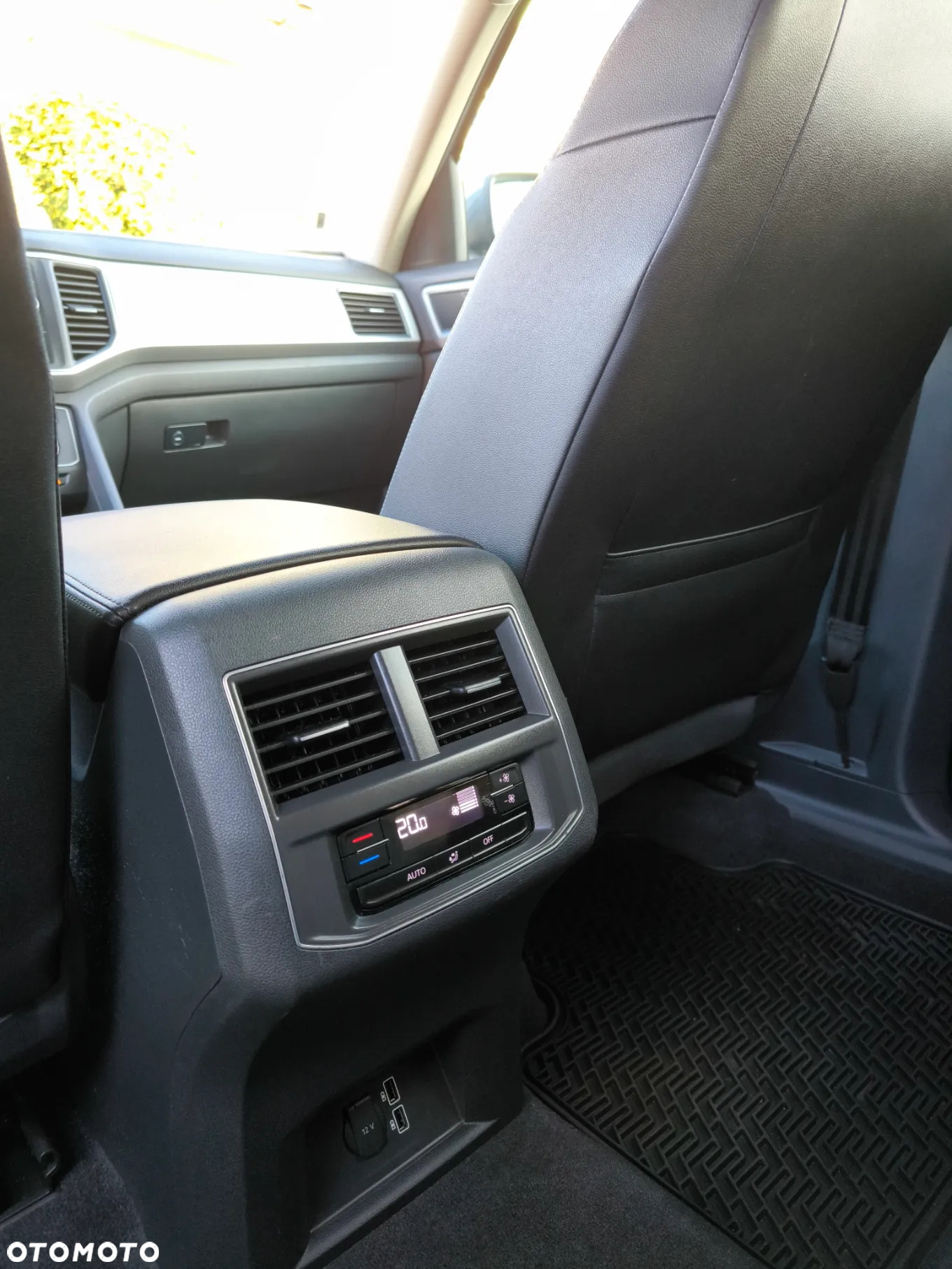 Volkswagen Atlas - 10