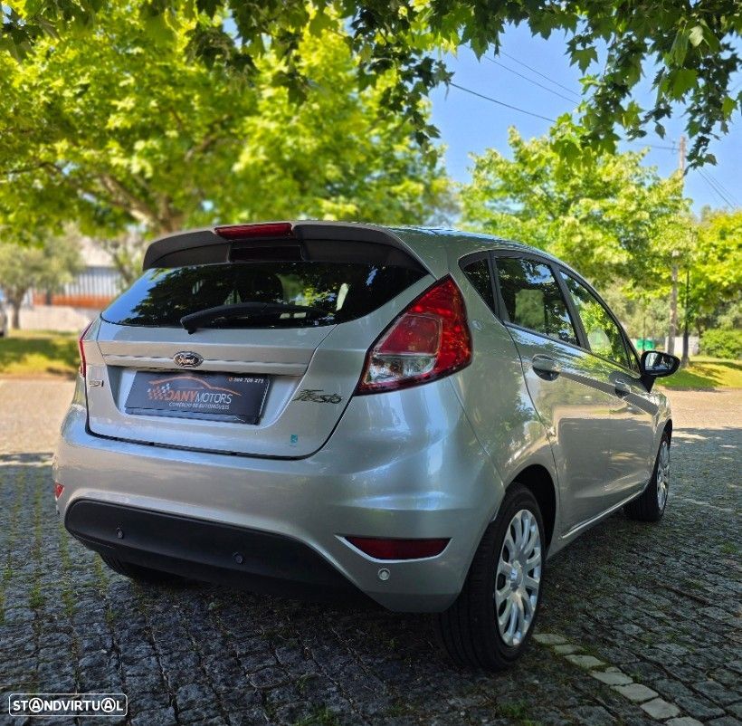 Ford Fiesta 1.0 EcoBoost S&S TITANIUM - 7