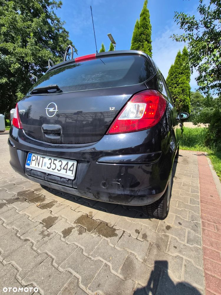 Opel Corsa 1.2 16V Cosmo - 11