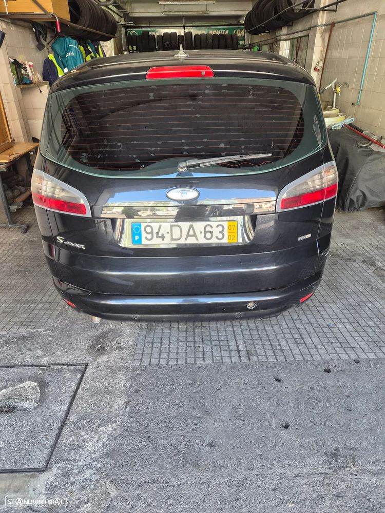 Ford S-Max - 7