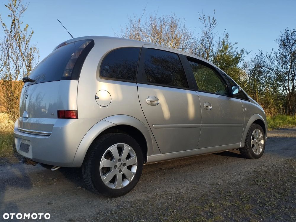 Opel Meriva - 14