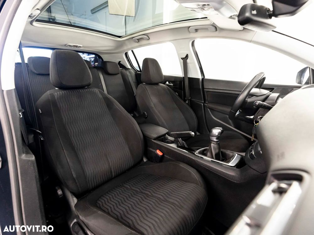 Peugeot 308 1.6 HDI FAP Allure - 7